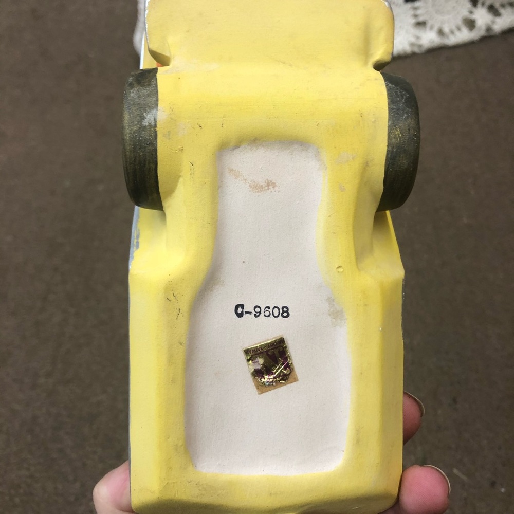 Vintage golfer planter - Picture 9 of 11